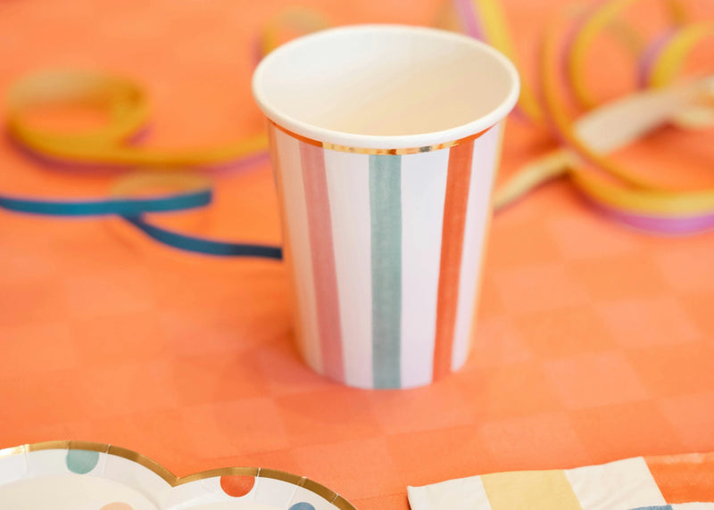 Plastic & Paper Cups