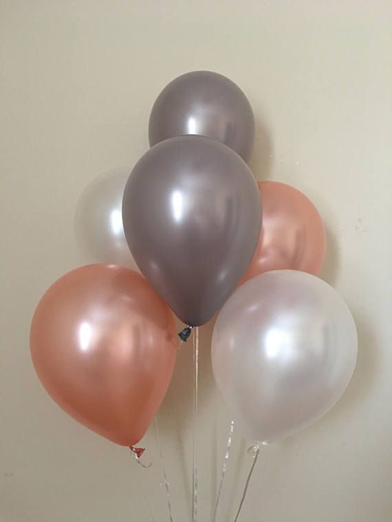 Metallic pearl greige silver 30cm latex balloon in a neutral wedding balloon bunch