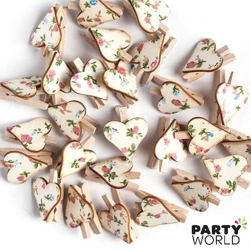 Flower Shaped Wooden Pegs (8pk)